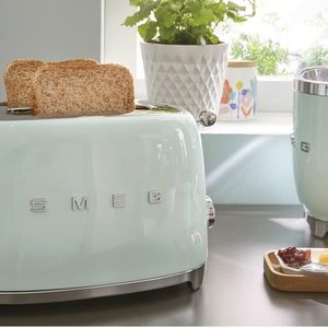 Smeg TSF01PGUS 50's Retro Style Aesthetic 2 Slice Toaster, Pastel Green
